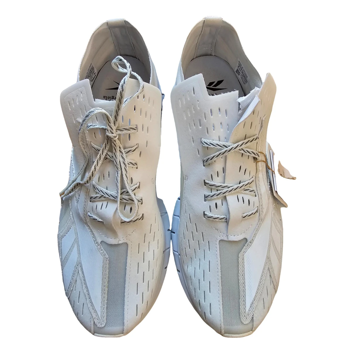 Pre-owned Maison Margiela X Reebok Low Trainers In White