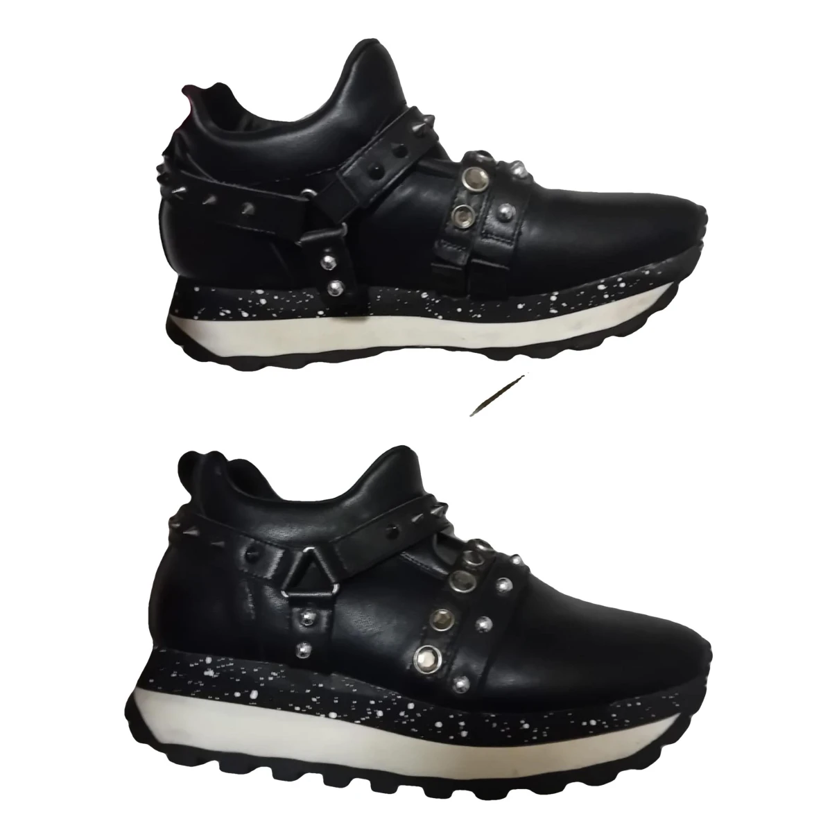 Pre-owned Cult Leather Trainers In Black