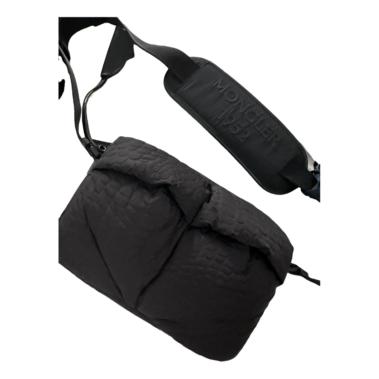 Pre-owned Moncler Cloth Handbag In Black