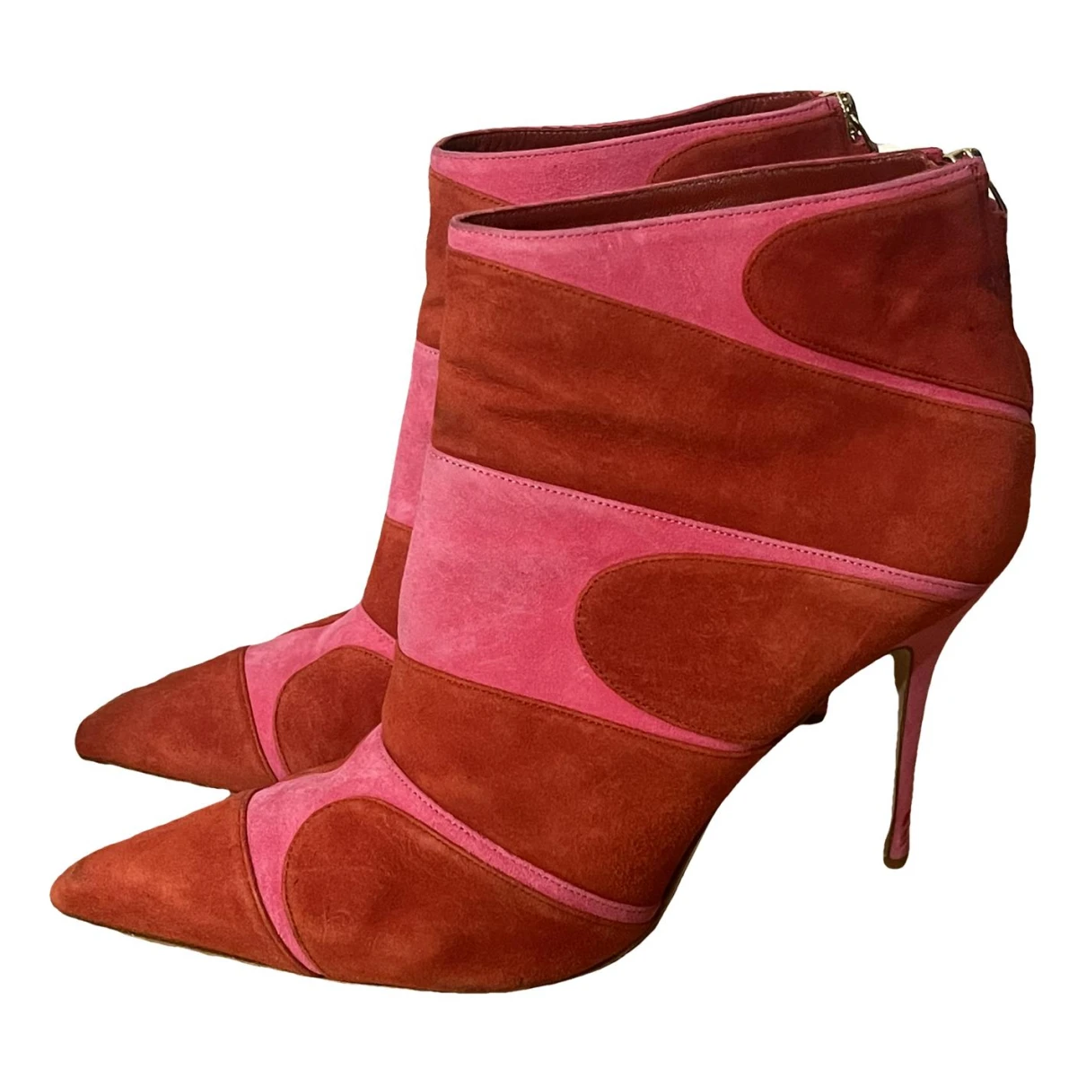 Pre-owned Manolo Blahnik Hangisi Ankle Boots In Red