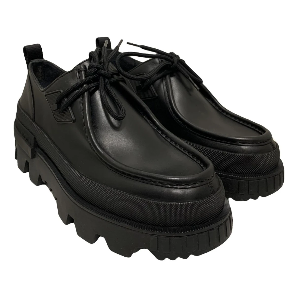 Pre-owned Moncler Leather Lace Ups In Black
