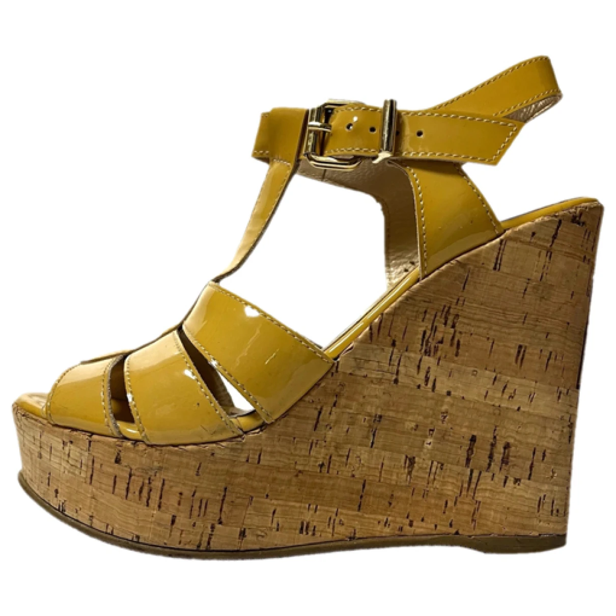 Pre-owned Fendi Patent Leather Sandals In Yellow