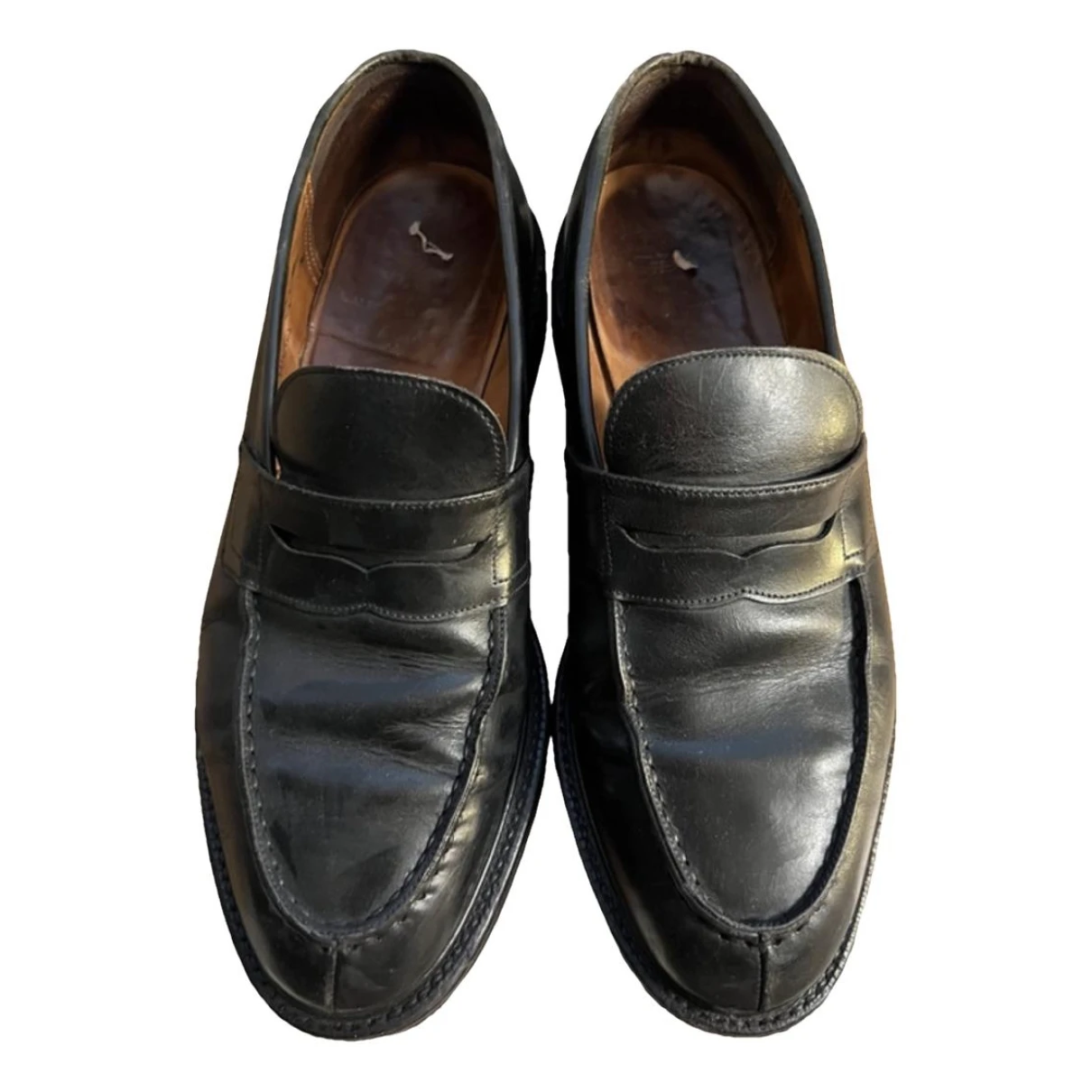Pre-owned Church's Leather Flats In Black