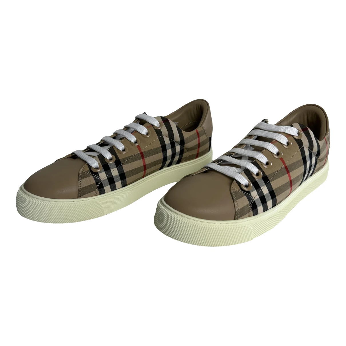 Pre-owned Burberry Leather Trainers In Multicolour