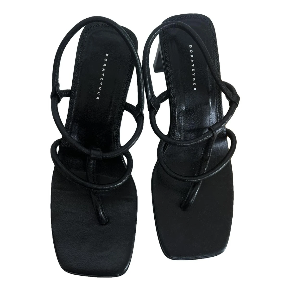 Pre-owned Dorateymur Leather Sandal In Black