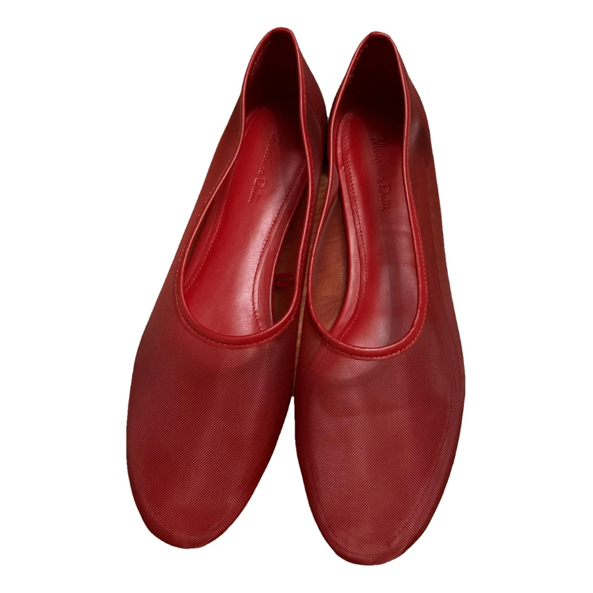 Pre-owned Massimo Dutti Leather Ballet Flats In Red