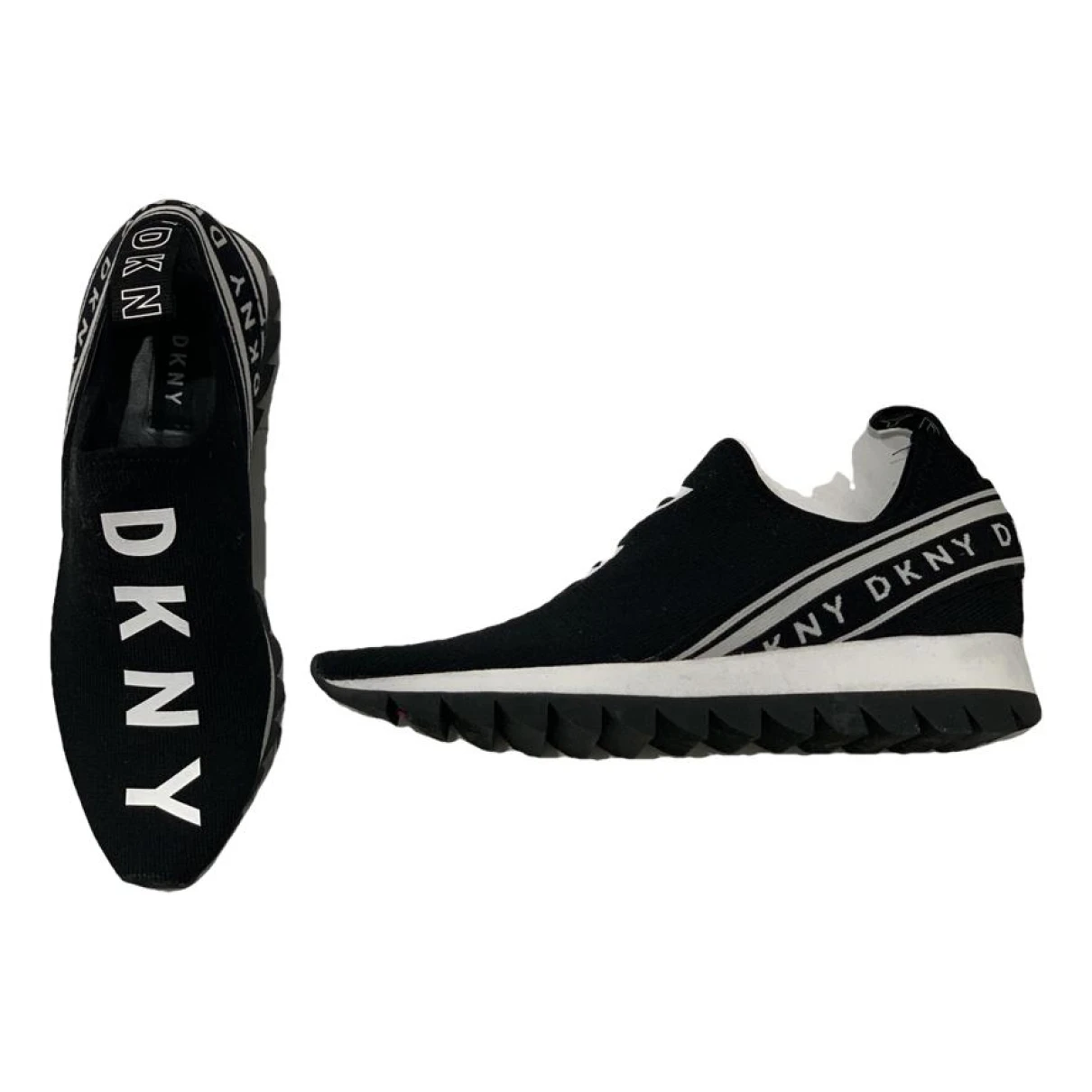 Pre-owned Dkny Cloth Flats In Black