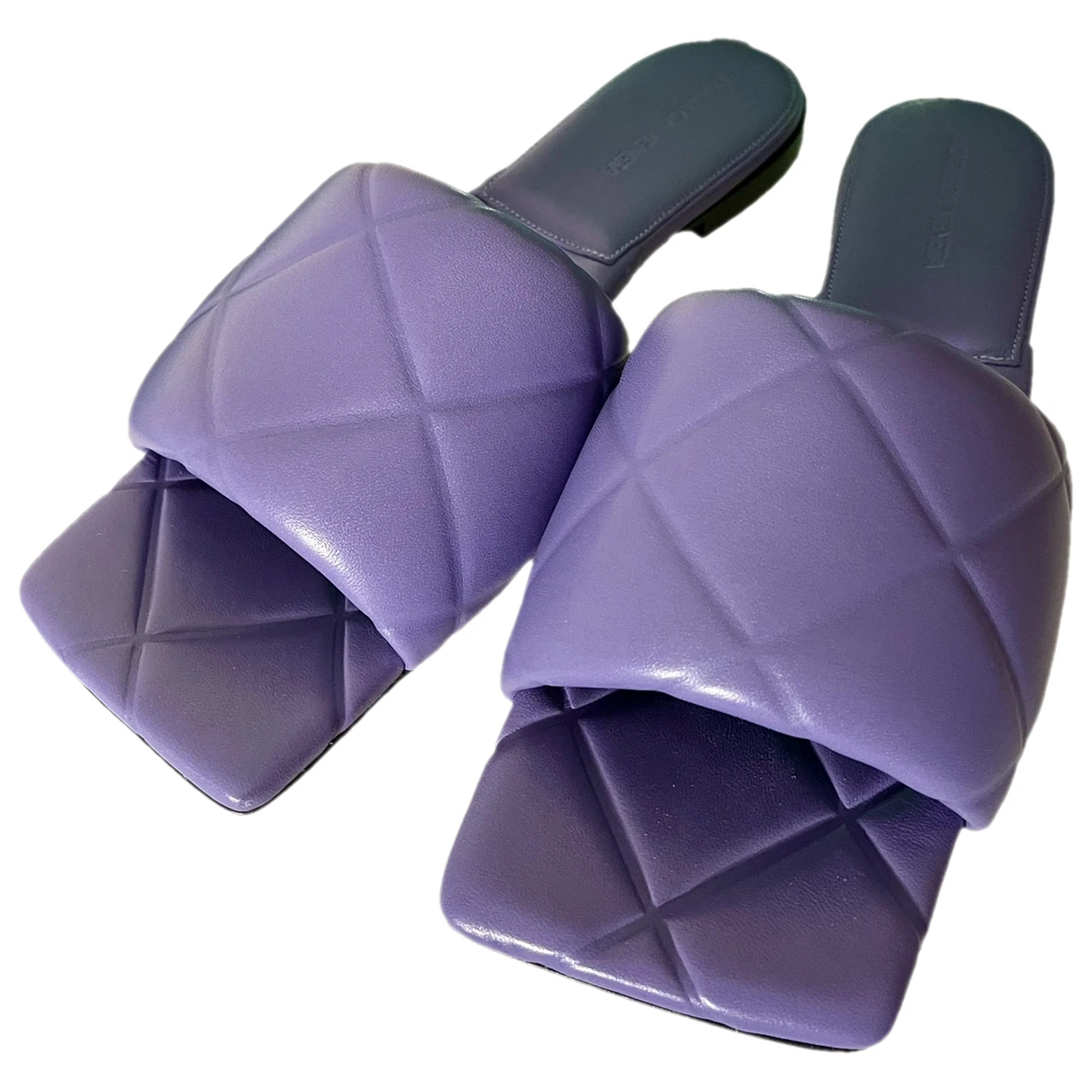 Pre-owned Bottega Veneta Lido Leather Mules In Purple