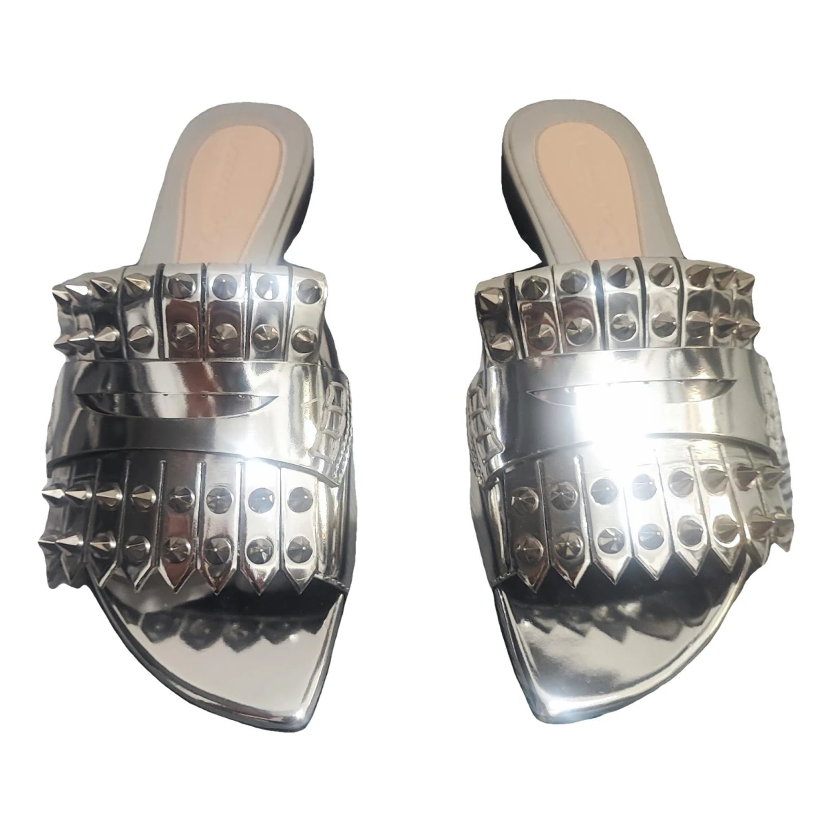 Pre-owned Alexander Mcqueen Patent Leather Sandals In Grey