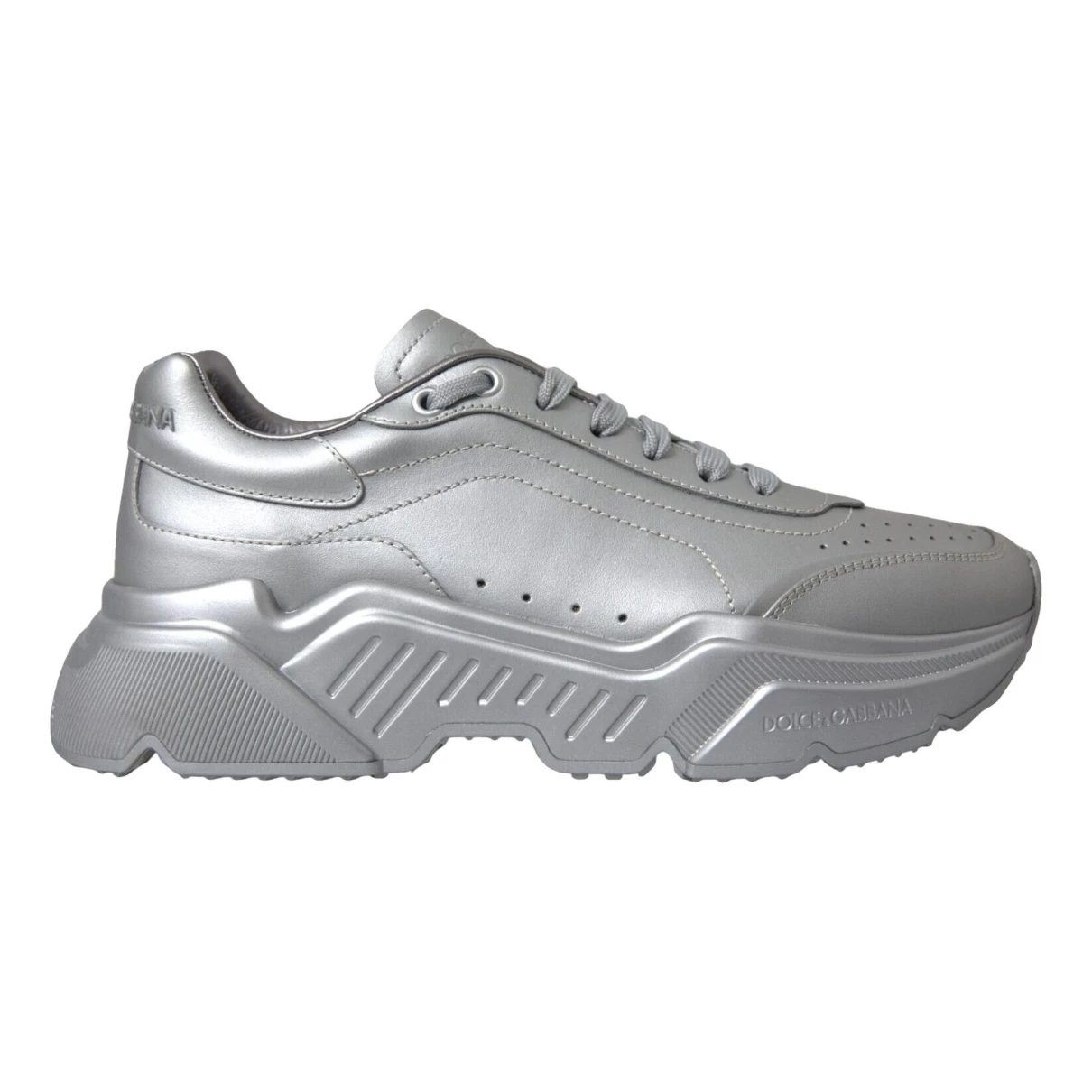 Pre-owned Dolce & Gabbana Daymaster Leather Low Trainers In Silver
