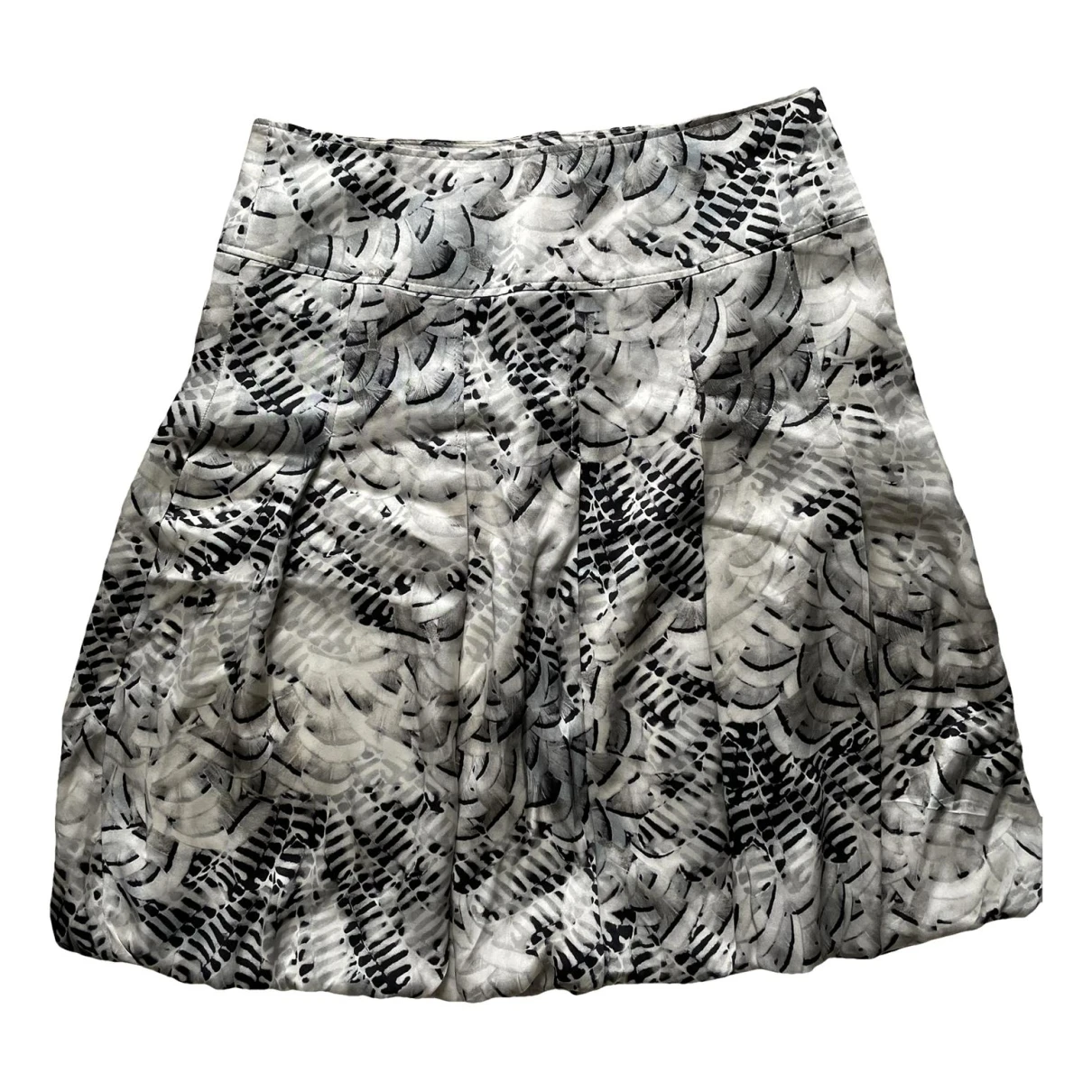 Pre-owned Marc Cain Silk Mini Skirt In Grey