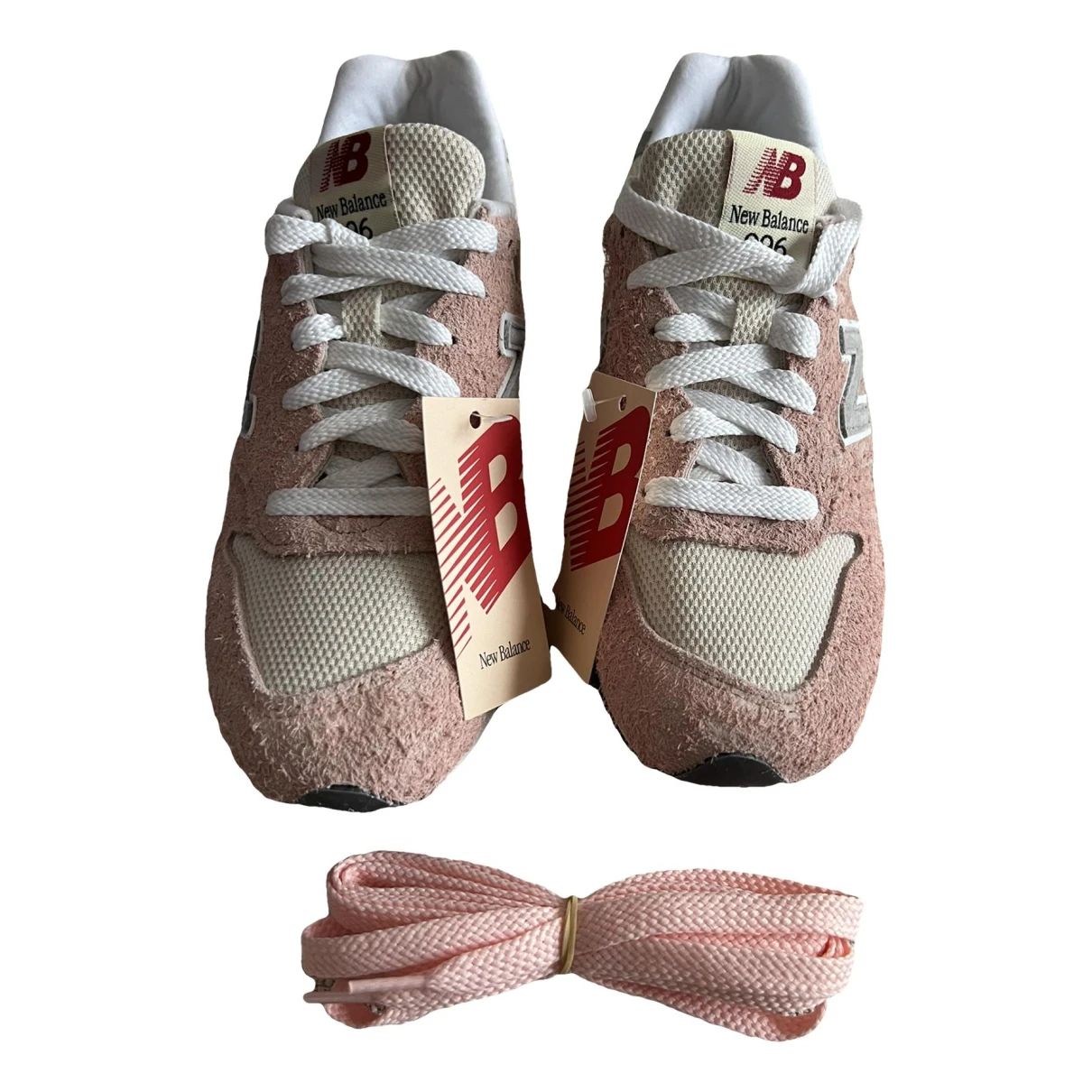 Pre-owned New Balance Trainers In Pink