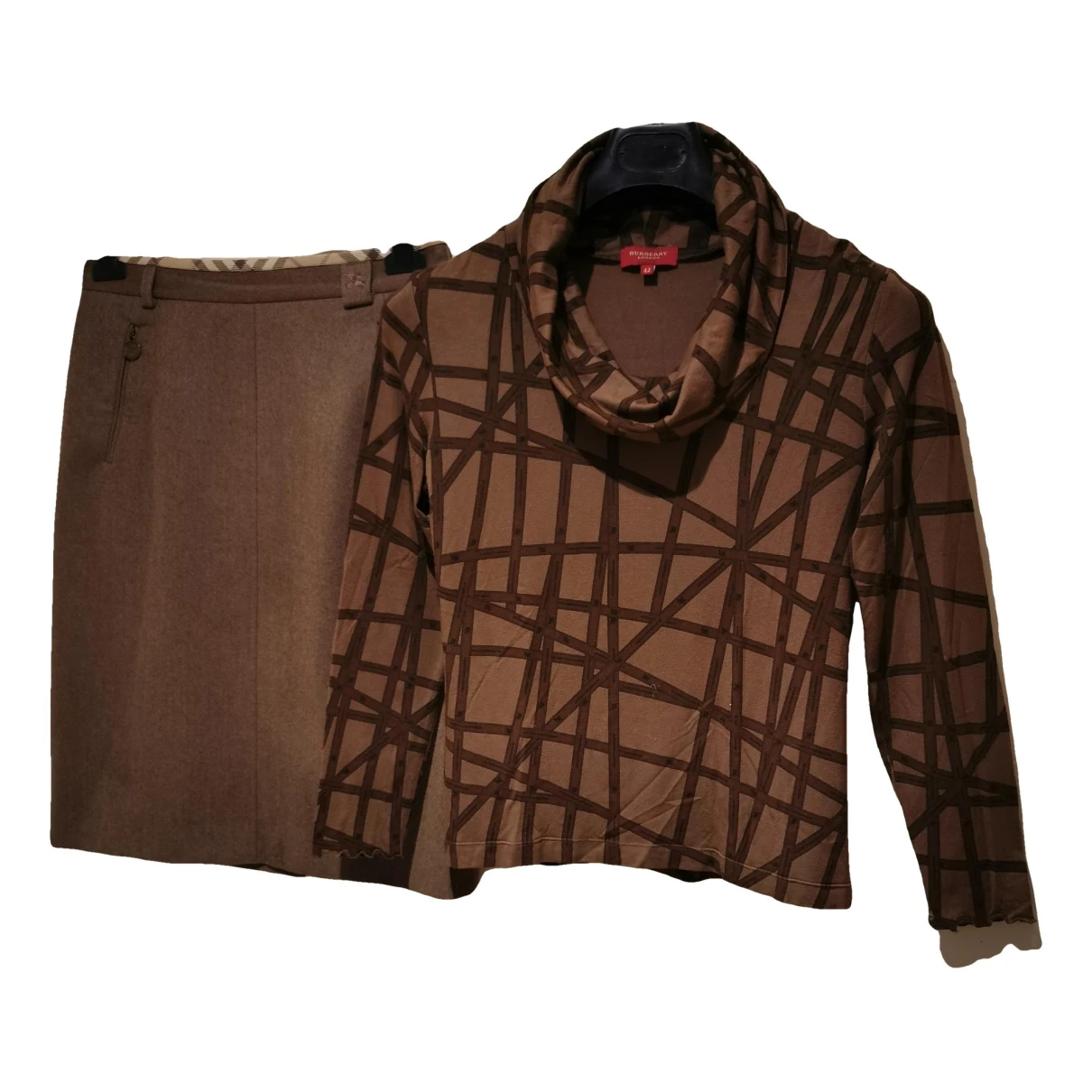 Pre-owned Burberry Wool Dress In Brown