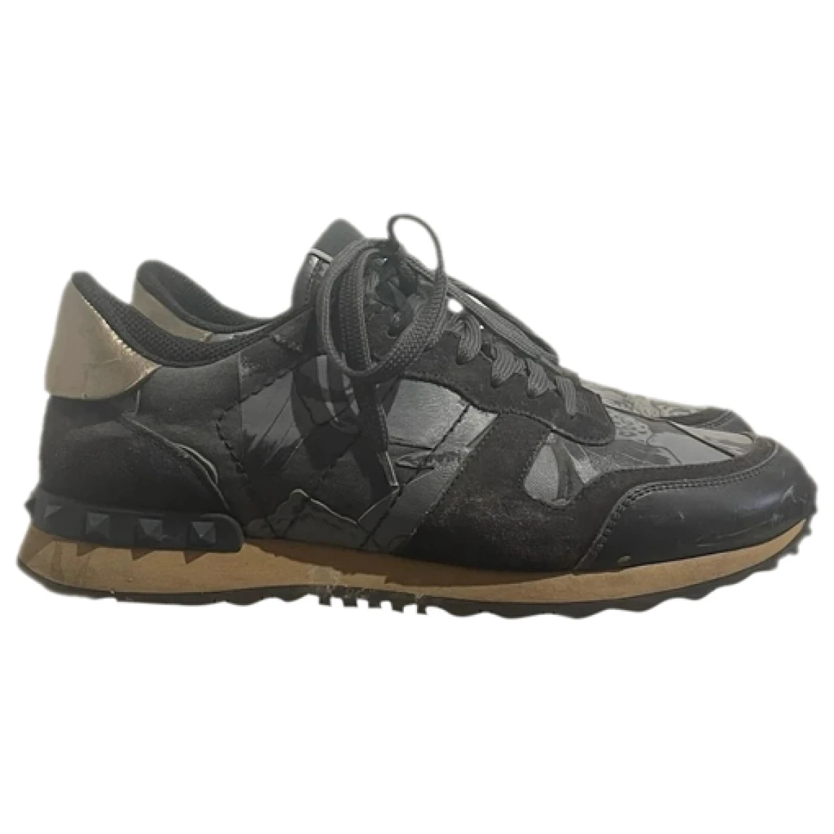 Pre-owned Valentino Garavani Rockrunner Leather Trainers In Grey