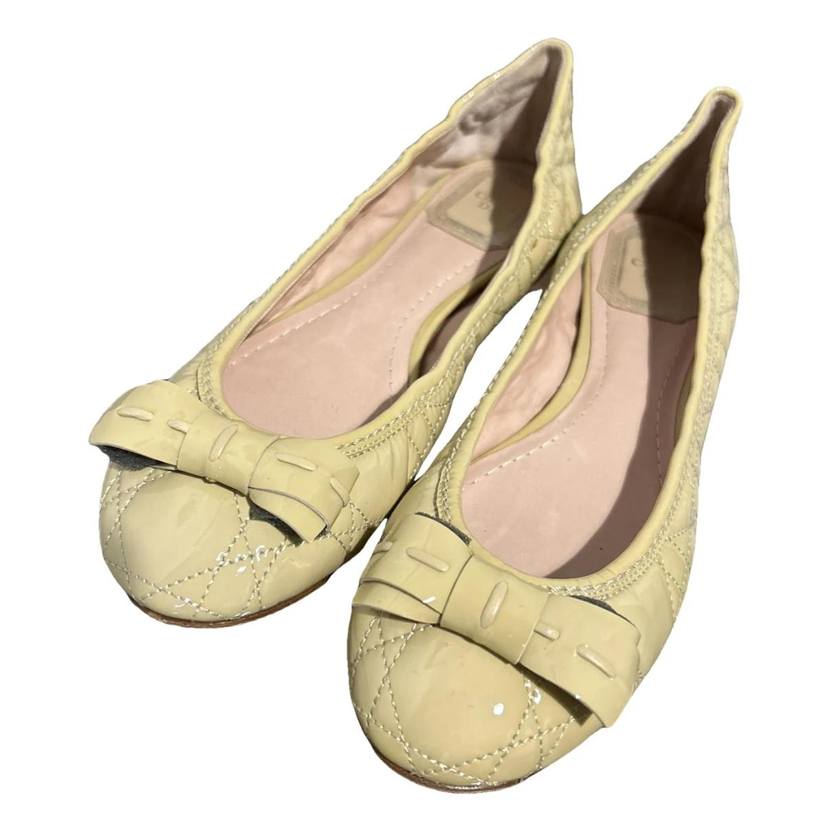 Pre-owned Dior Ballet Patent Leather Ballet Flats In Beige