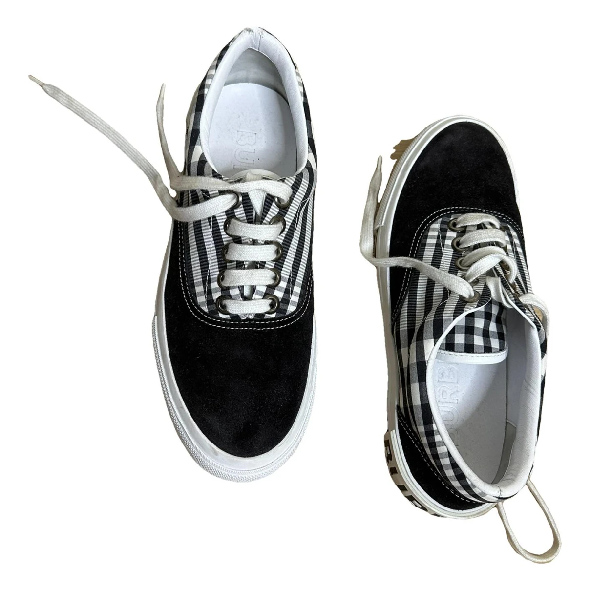 Pre-owned Burberry Cloth Low Trainers In Black