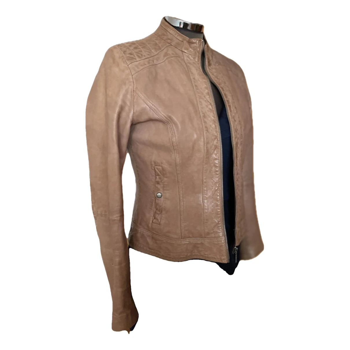 Pre-owned Hugo Boss Leather Jacket In Camel