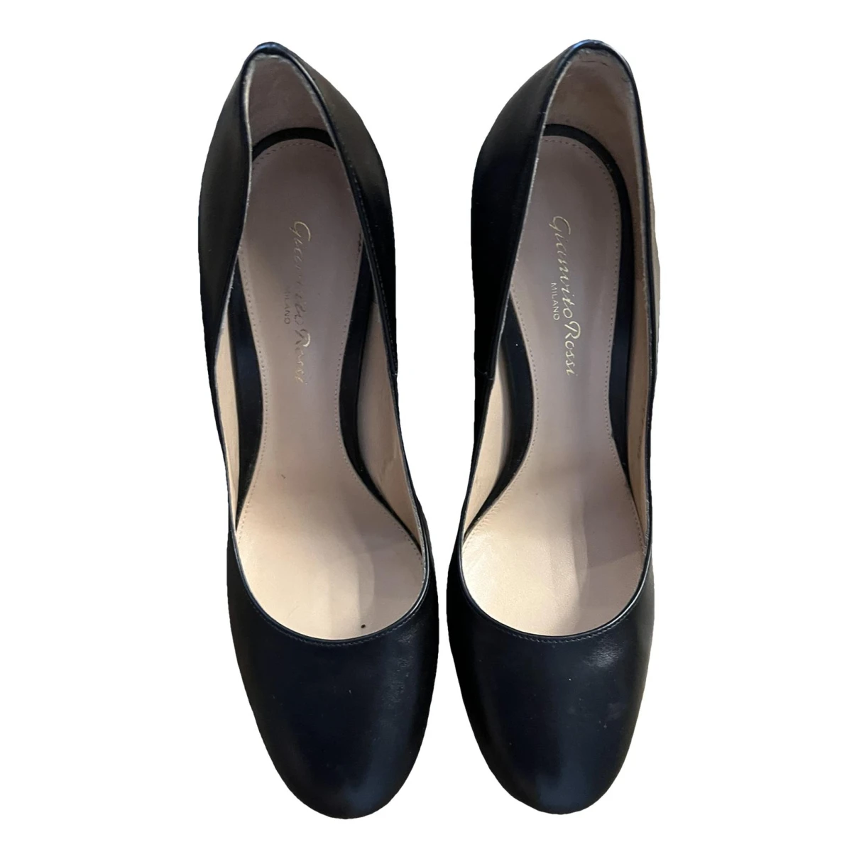 Pre-owned Gianvito Rossi Leather Heels In Black