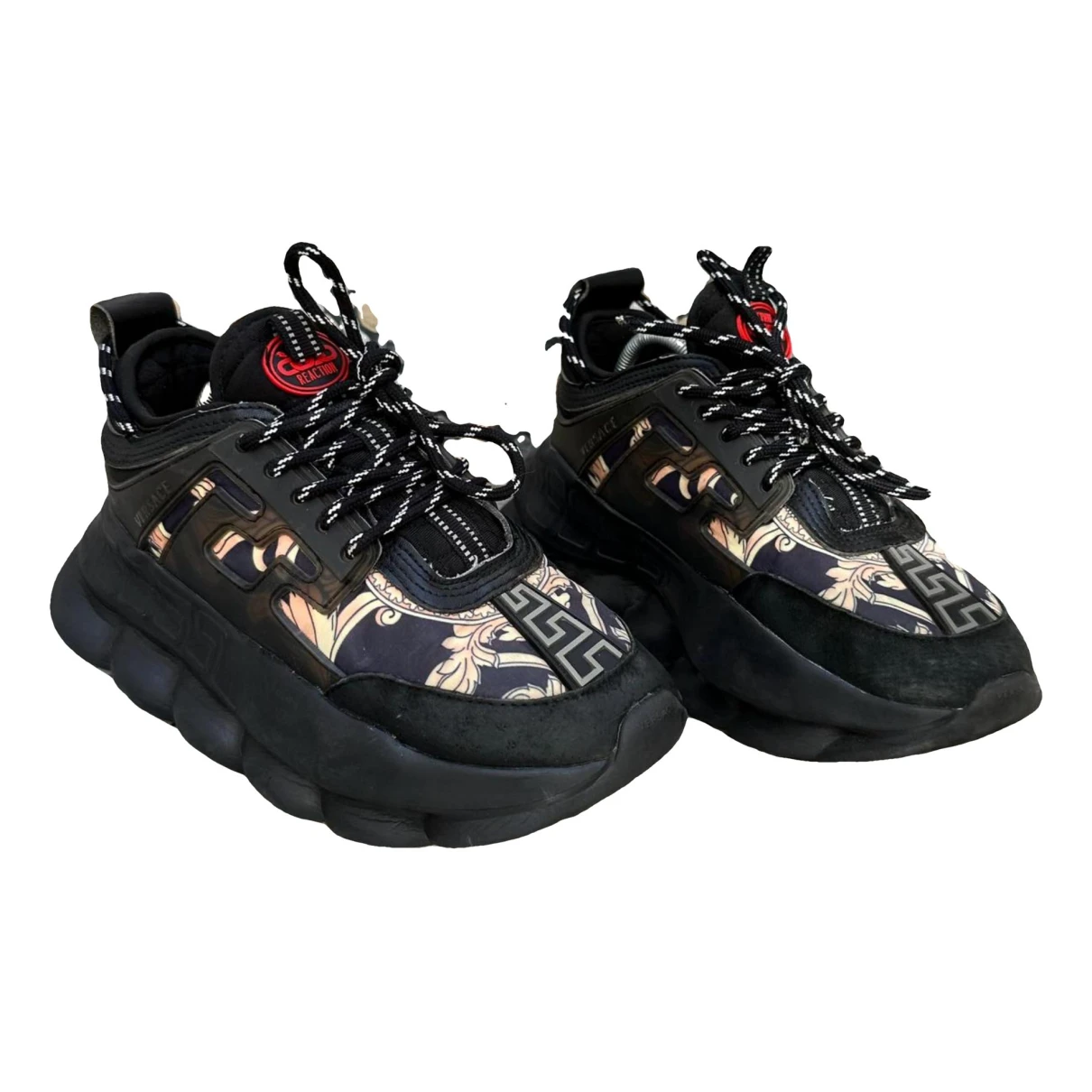 Pre-owned Versace Chain Reaction Leather Trainers In Black