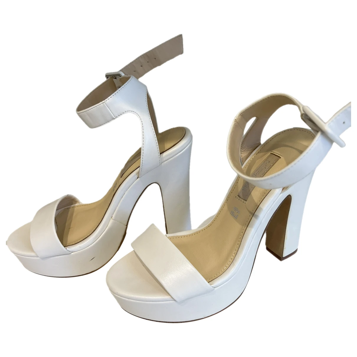 Pre-owned Prima Donna Leather Sandals In White