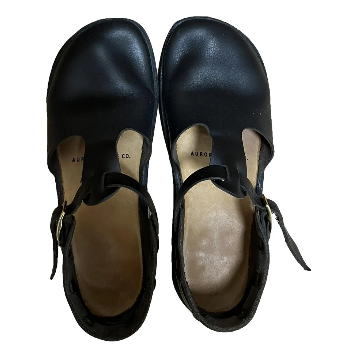 Pre-owned Aurora Leather Flats In Black
