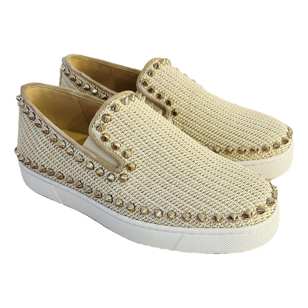 Pre-owned Christian Louboutin Cloth Flats In Beige