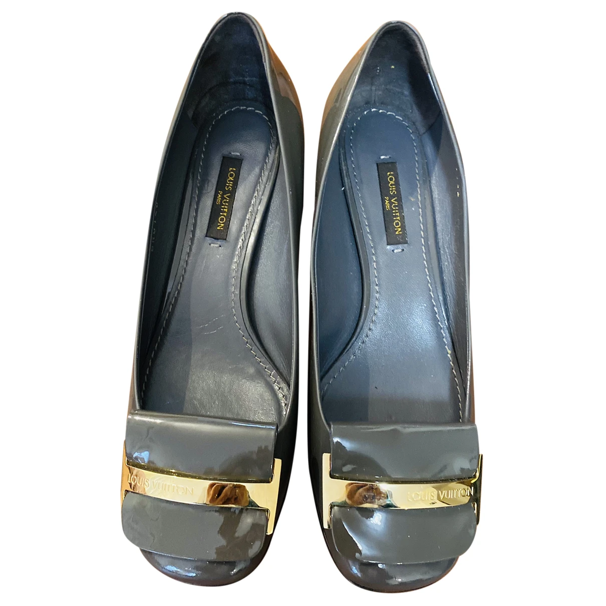 Pre-owned Louis Vuitton Patent Leather Ballet Flats In Grey