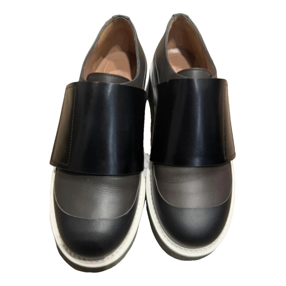 Pre-owned Marni Leather Flats In Black
