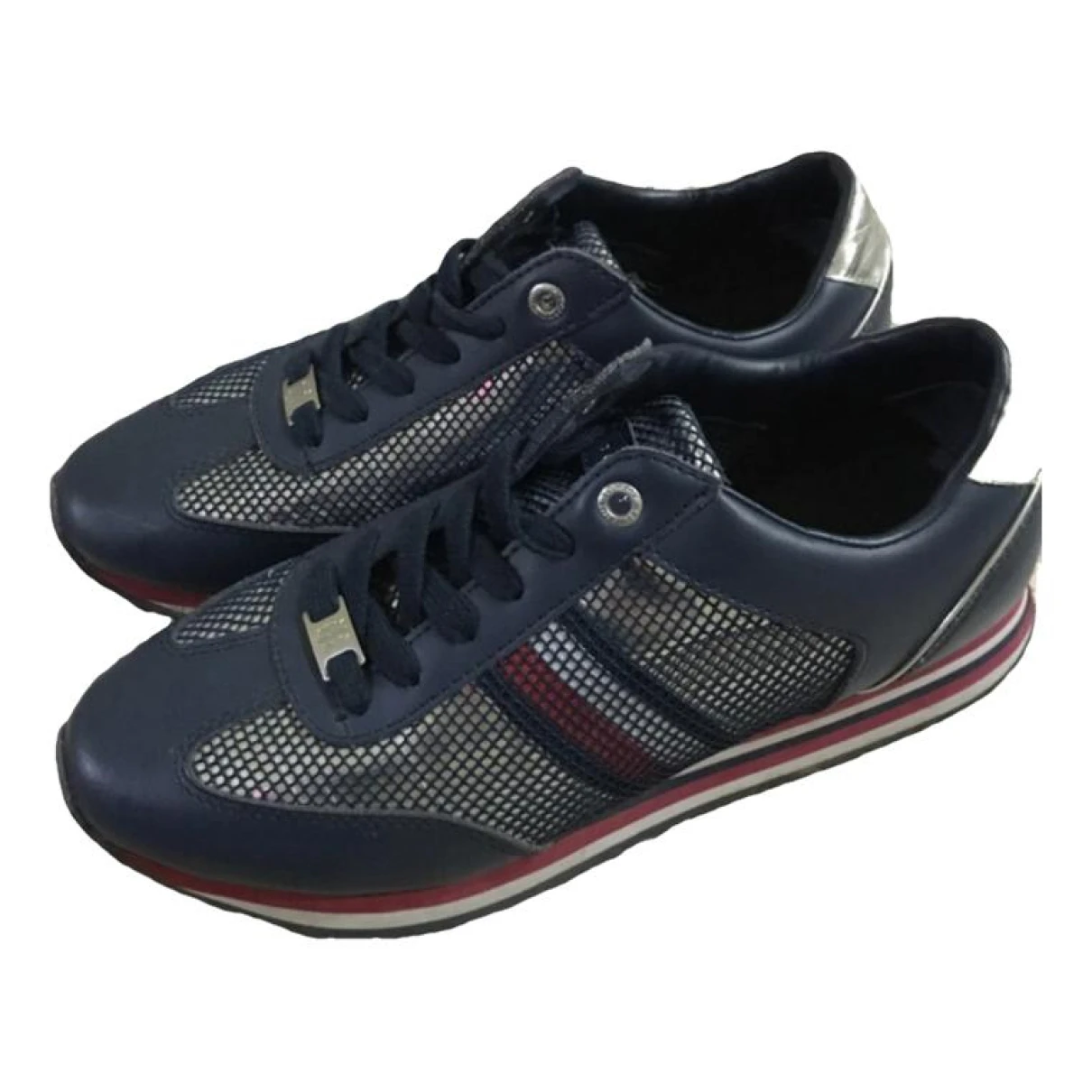 Pre-owned Tommy Hilfiger Leather Trainers In Blue