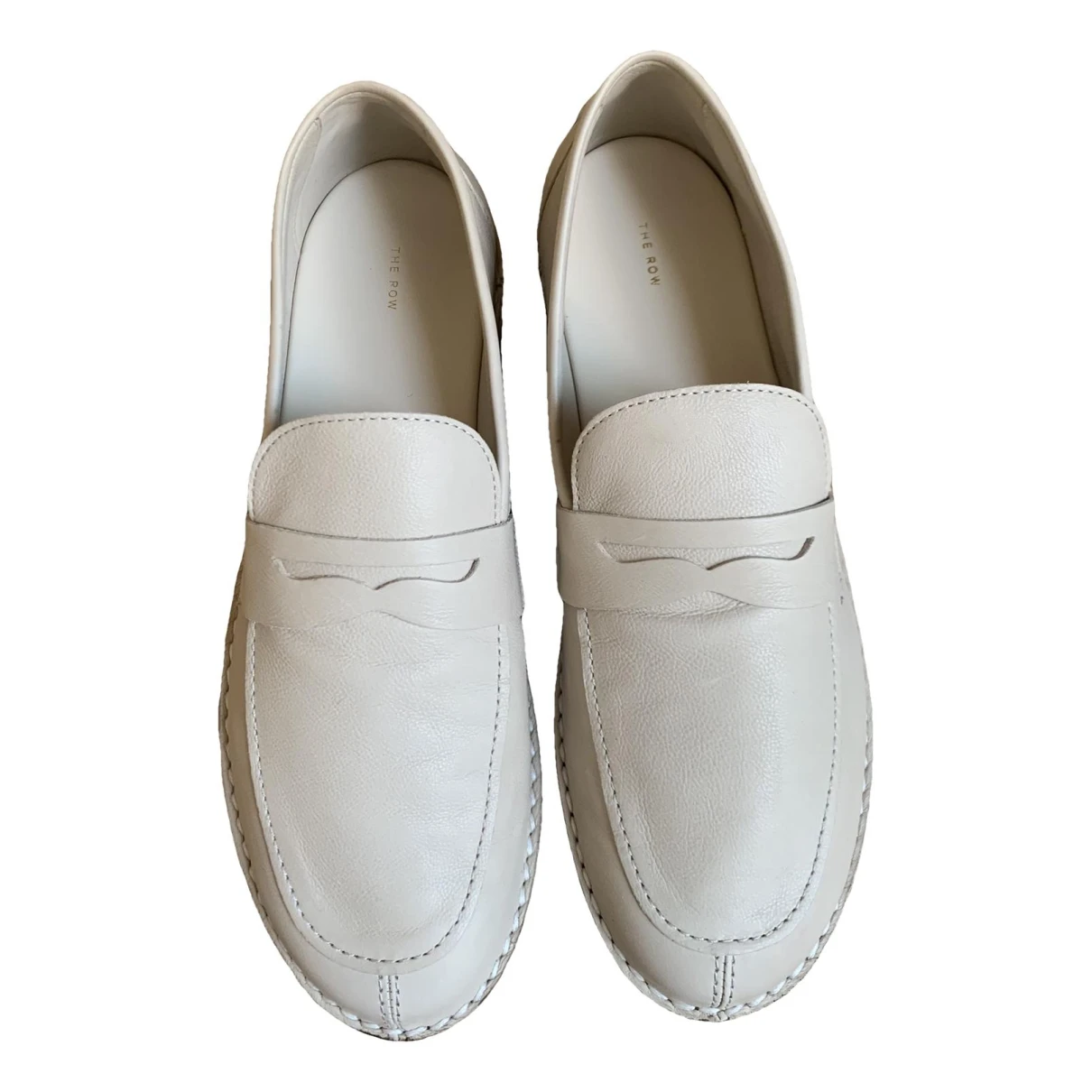 Pre-owned The Row Leather Flats In Beige