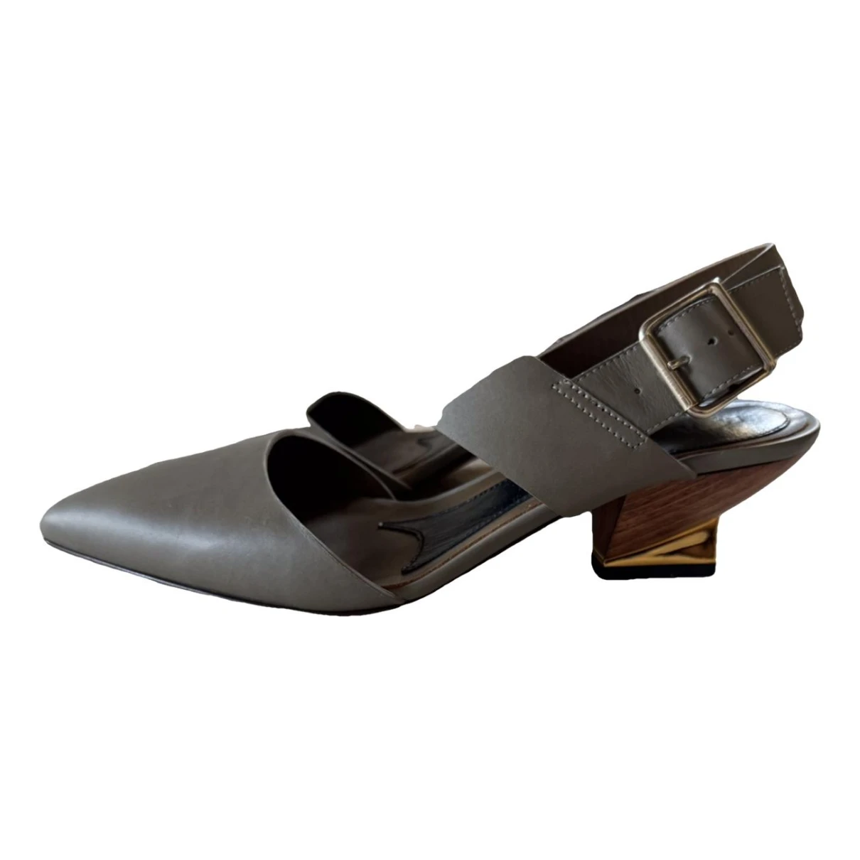 Pre-owned Marni Leather Sandals In Grey