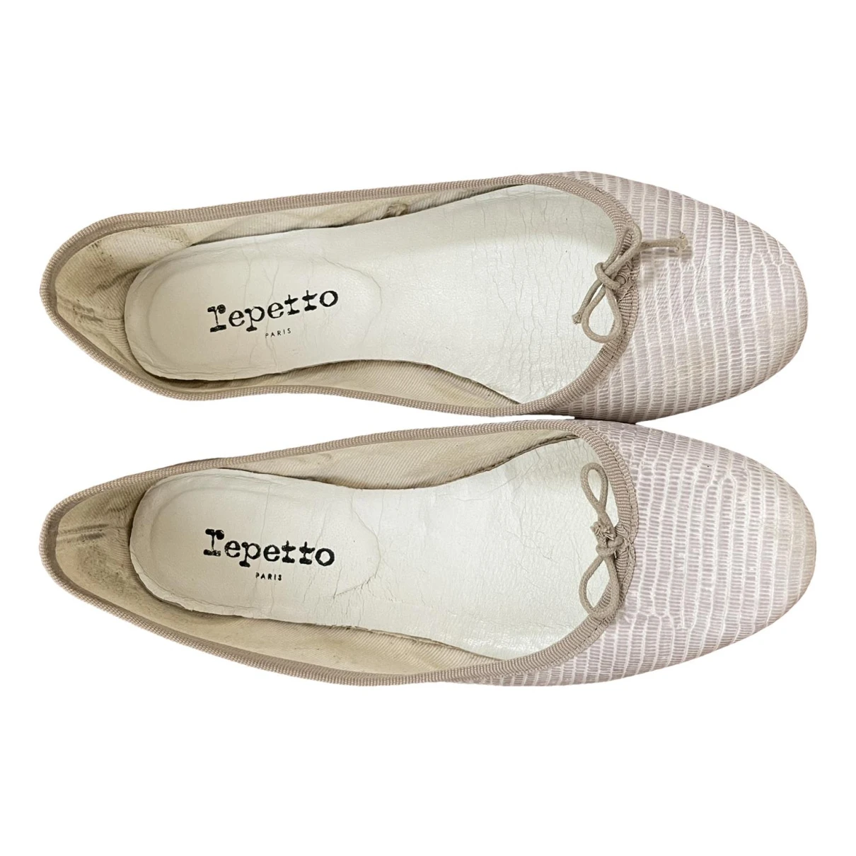 Pre-owned Repetto Leather Ballet Flats In Beige