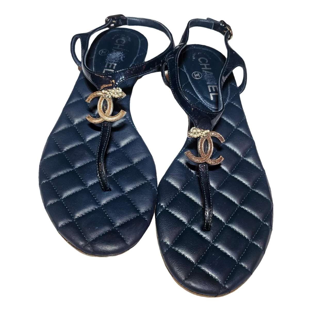 Pre-owned Chanel Leather Flip Flops In Navy