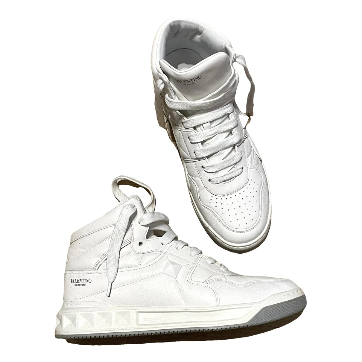 Pre-owned Valentino Garavani One Stud Leather High Trainers In White