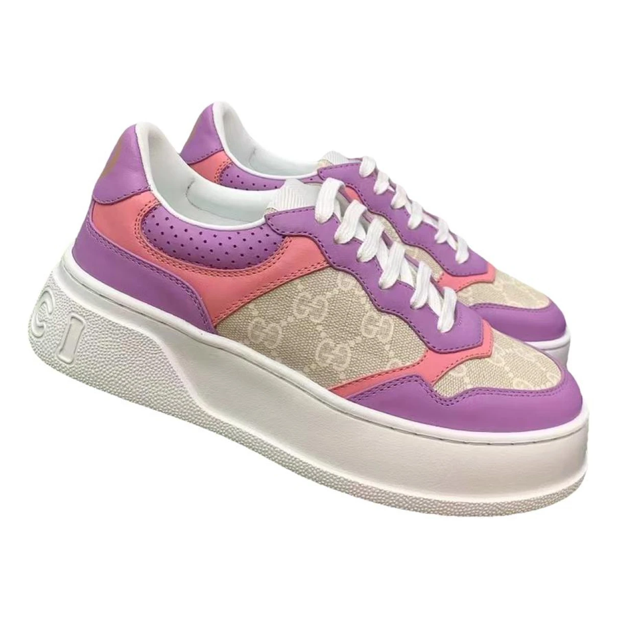 Pre-owned Gucci Patent Leather Trainers In Purple