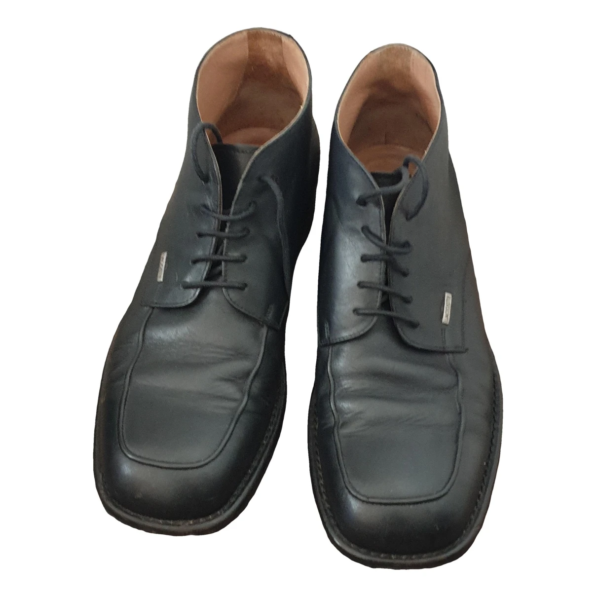 Pre-owned Lacoste Leather Lace Ups In Black