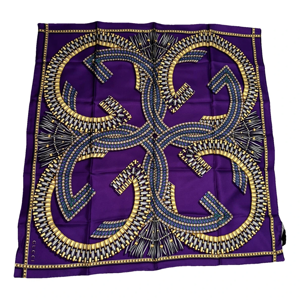 Pre-owned Gucci Silk Neckerchief In Purple
