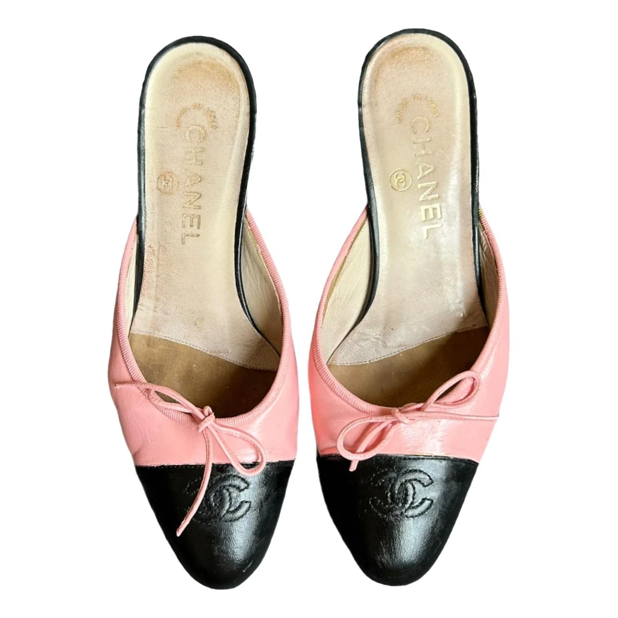 Pre-owned Chanel Leather Mules & Clogs In Pink