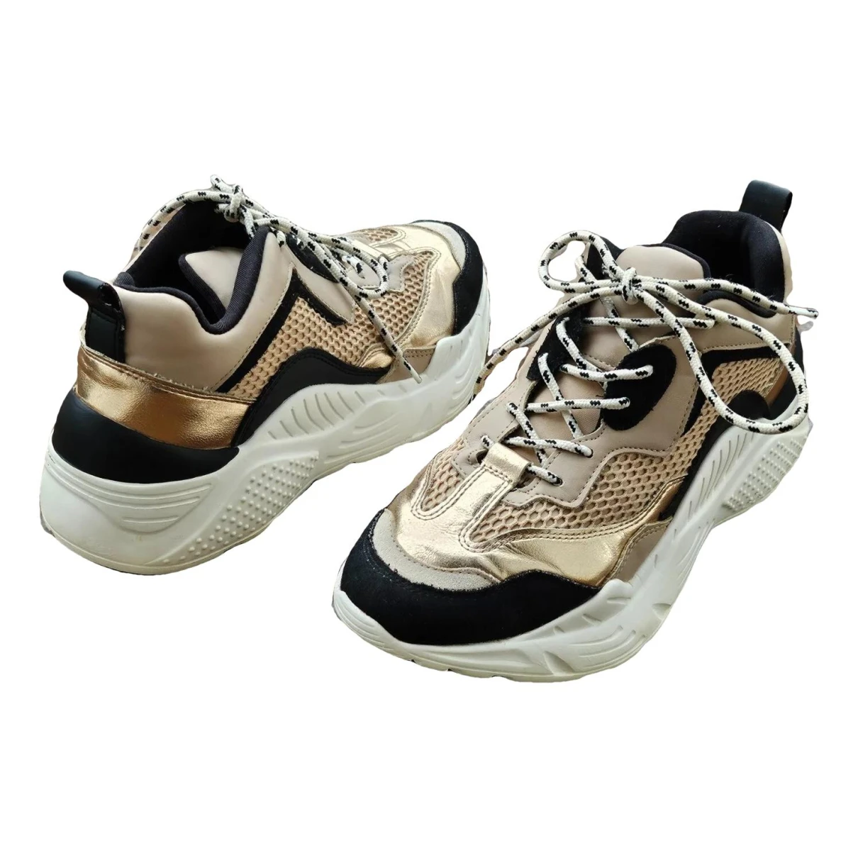 Pre-owned Steve Madden Exotic Leathers Trainers In Gold