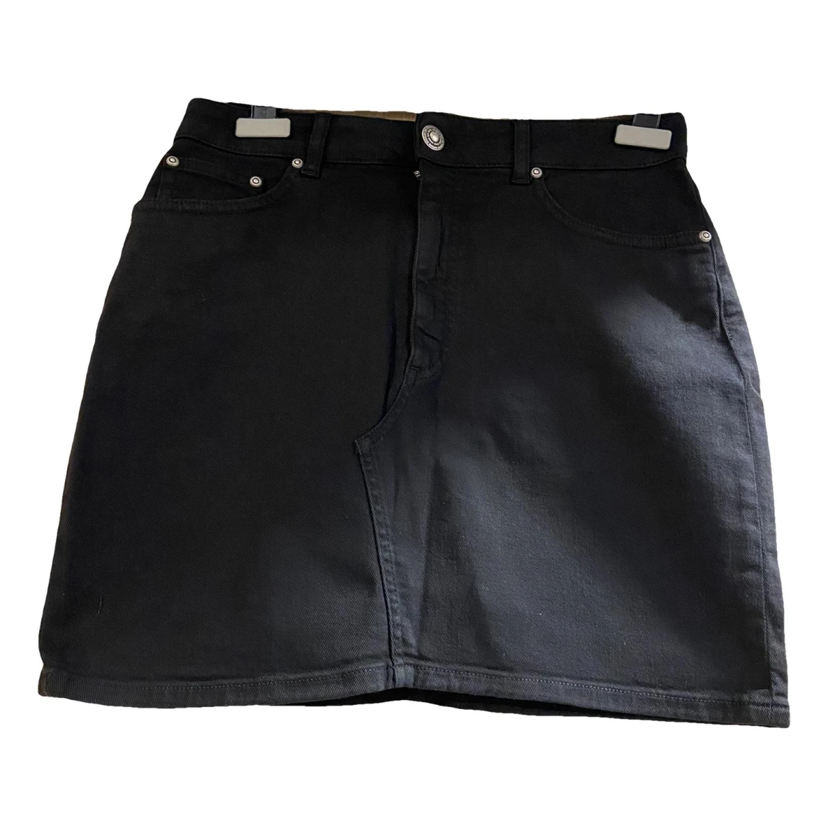 Pre-owned Dondup Skirt In Black