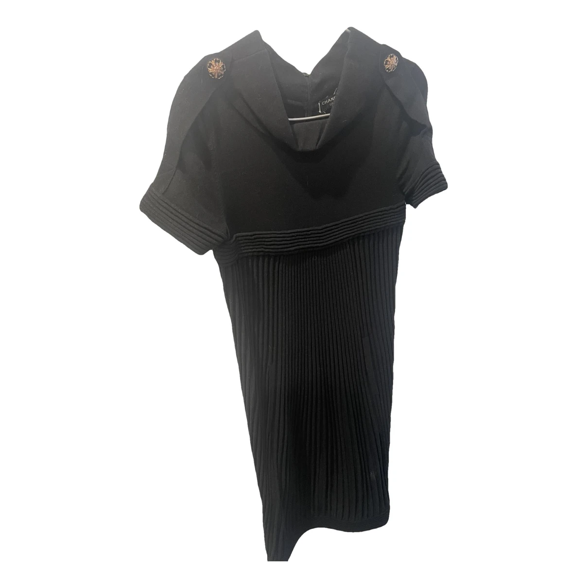Pre-owned Chanel Mid-length Dress In Black