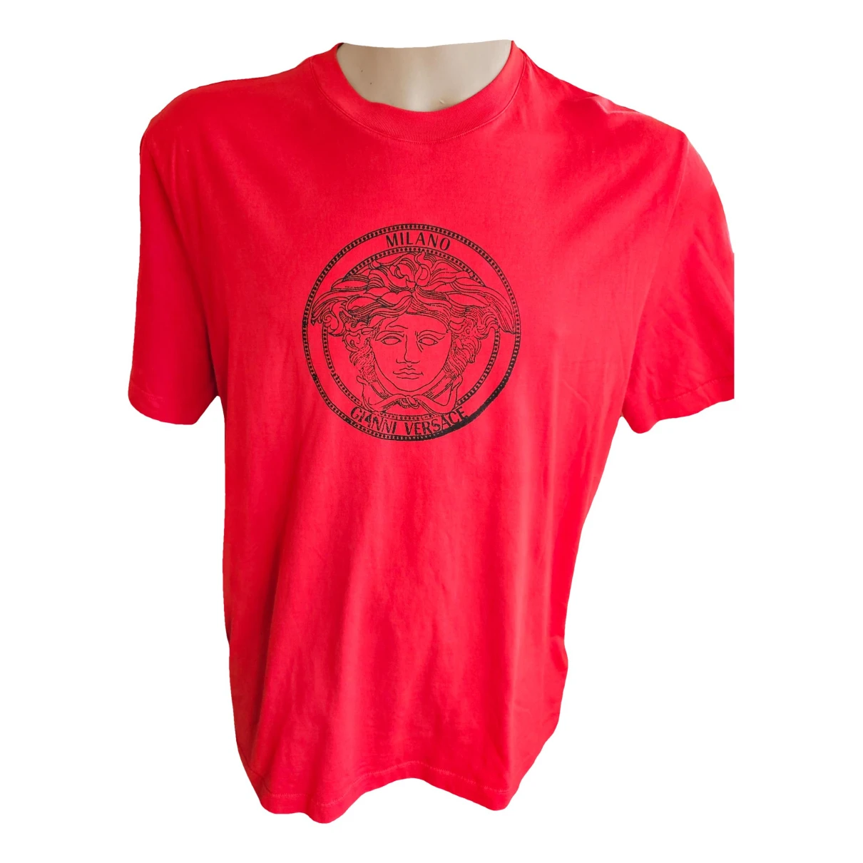 Pre-owned Versace T-shirt In Red