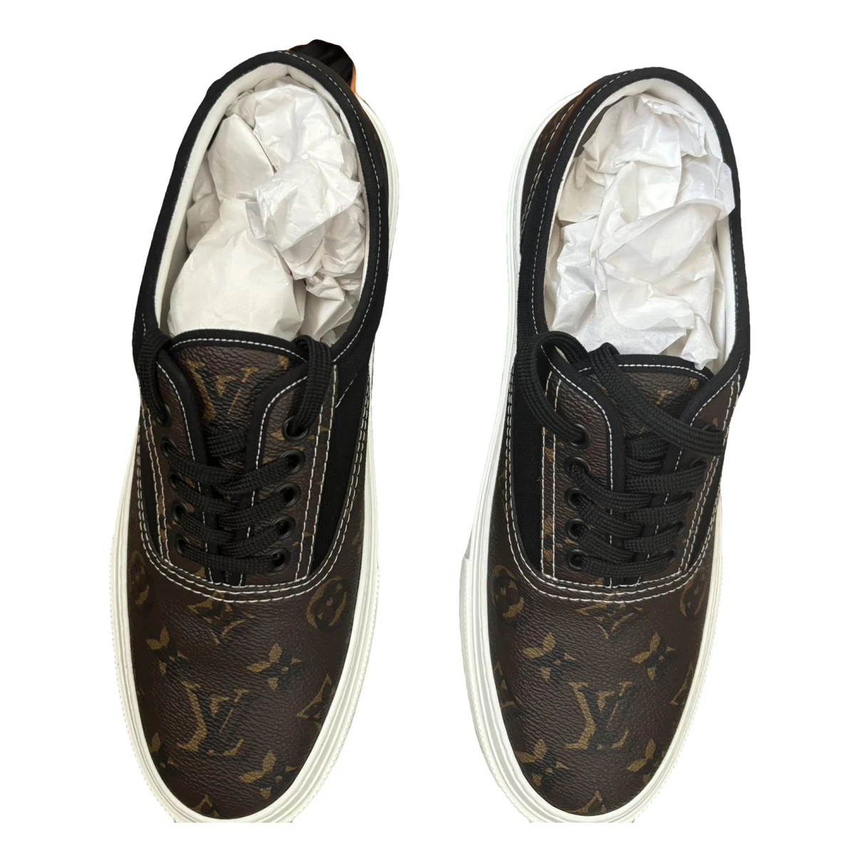 Pre-owned Louis Vuitton Trocadero Leather Low Trainers In Brown