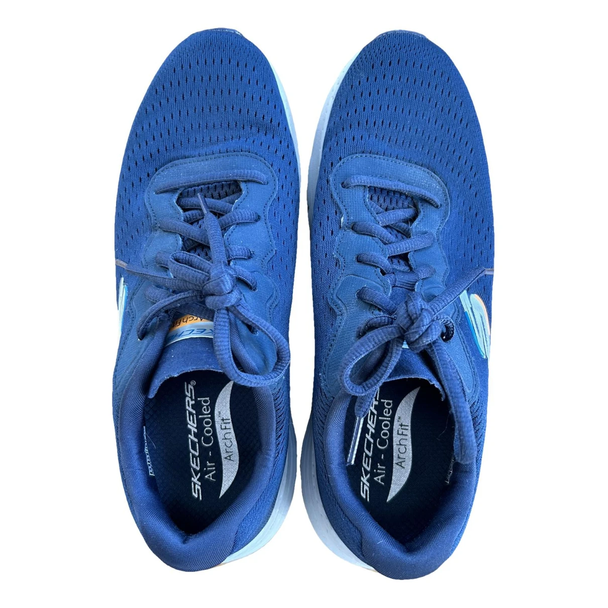 Pre-owned Skechers Trainers In Blue