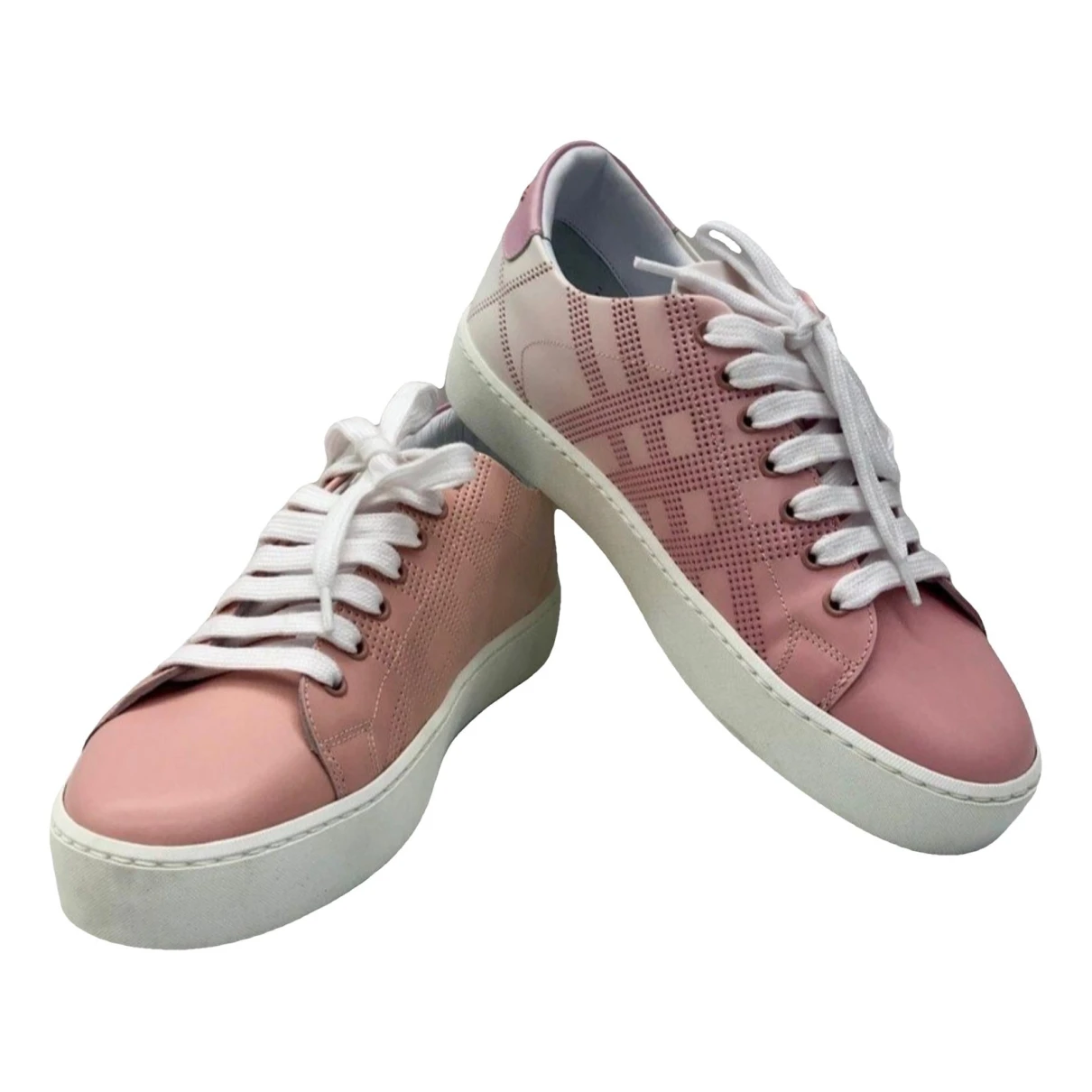 Pre-owned Burberry Trainers In Pink