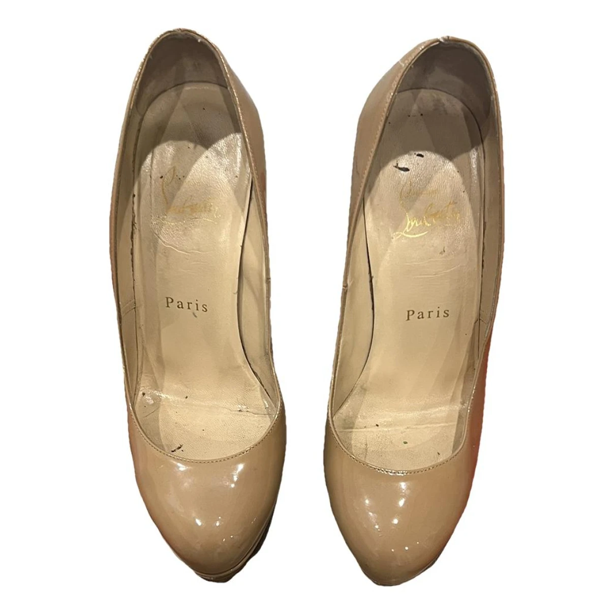 Pre-owned Christian Louboutin Bianca Patent Leather Heels In Beige