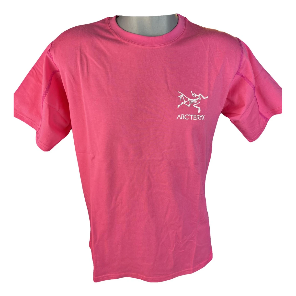 Pre-owned Arc'teryx T-shirt In Pink