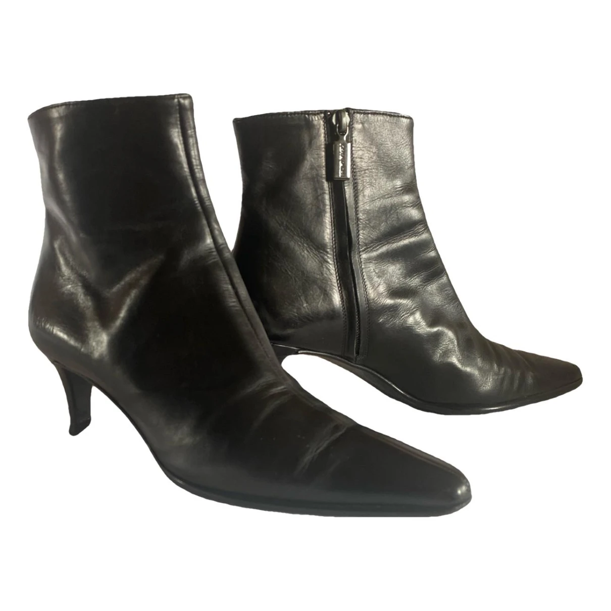 Pre-owned Bruno Magli Leather Ankle Boots In Black