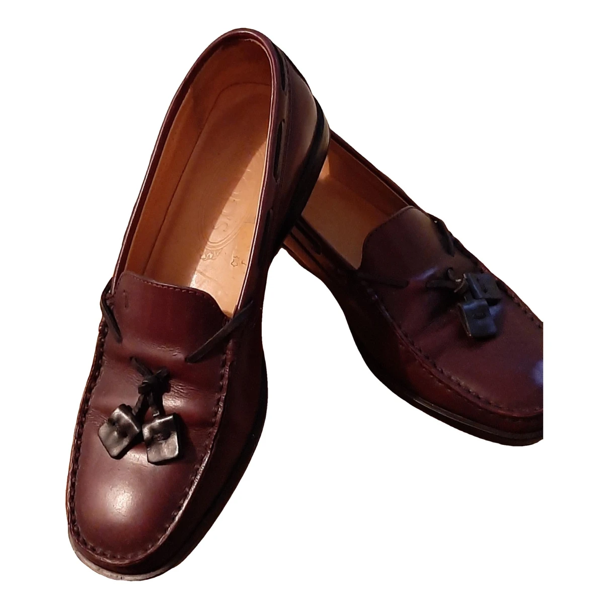 Pre-owned Tod's Gommino Leather Flats In Burgundy