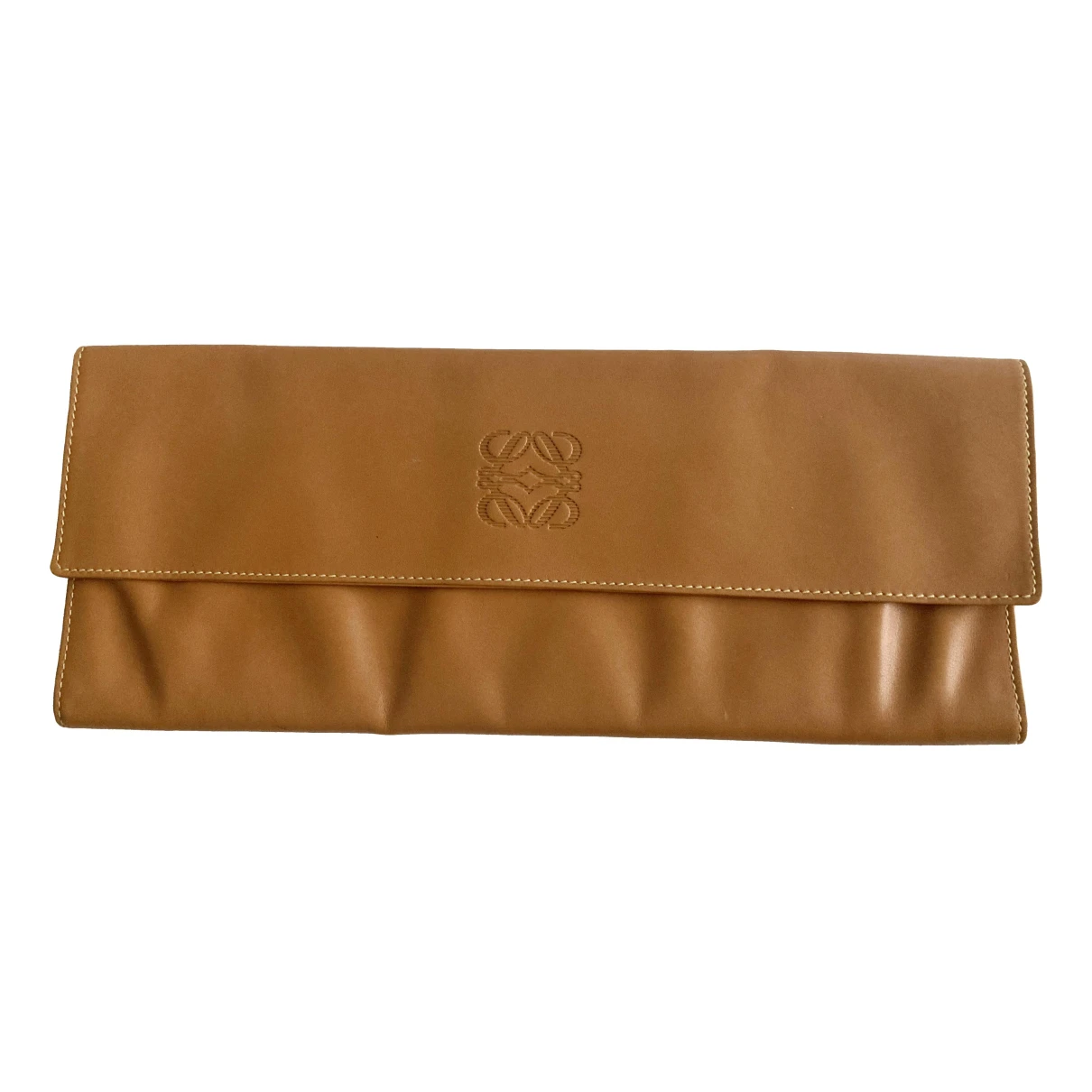 Pre-owned Loewe Leather Clutch Bag In Camel
